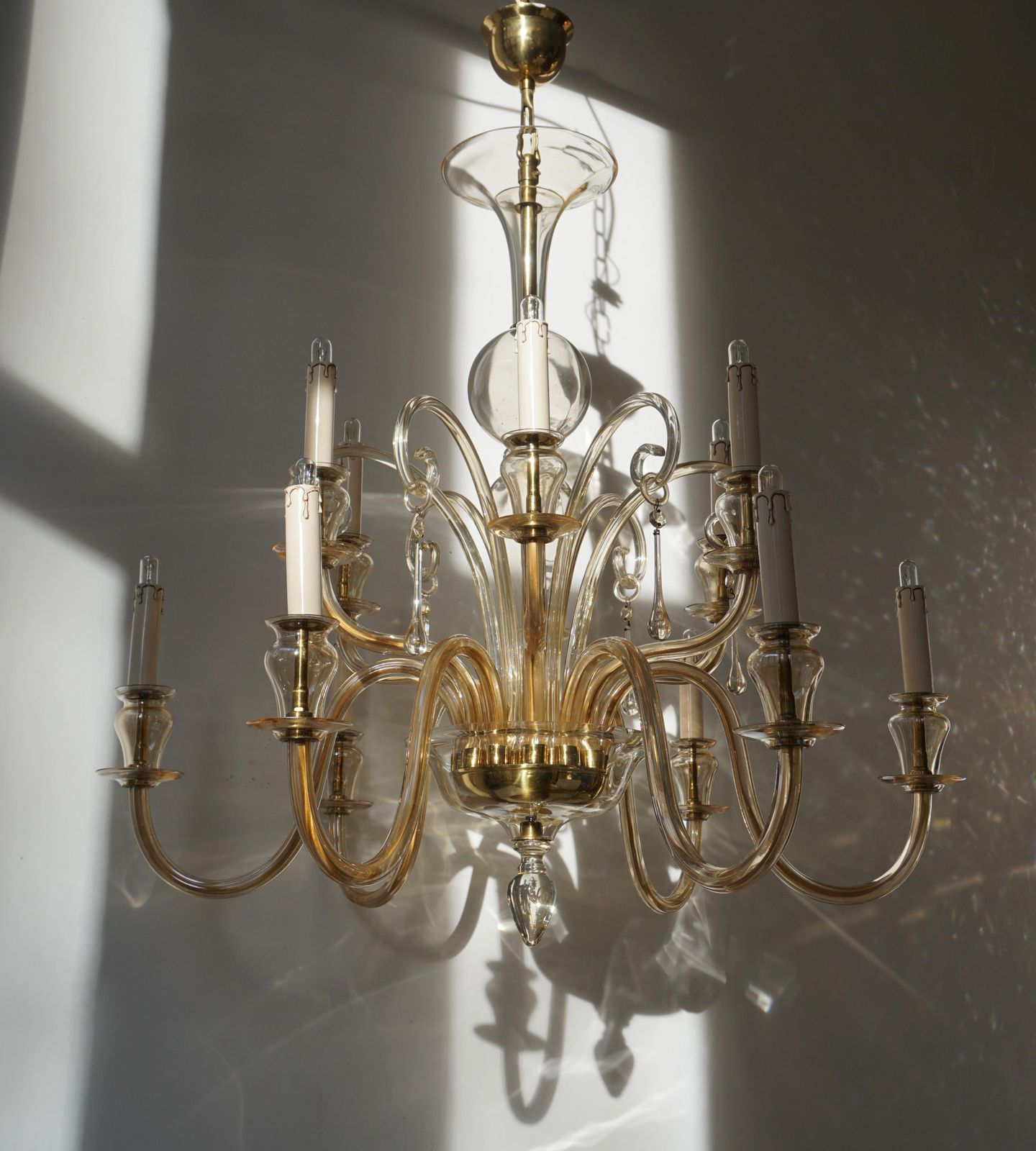 Italian Midcentury Style Hand Blown Murano Venetian Glass Chandelier photo furniture