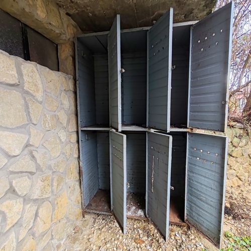 Rare 1940s Metal Factory Lockers – Handmade Industrial Storage, 6 Door, Storage photo vinterior