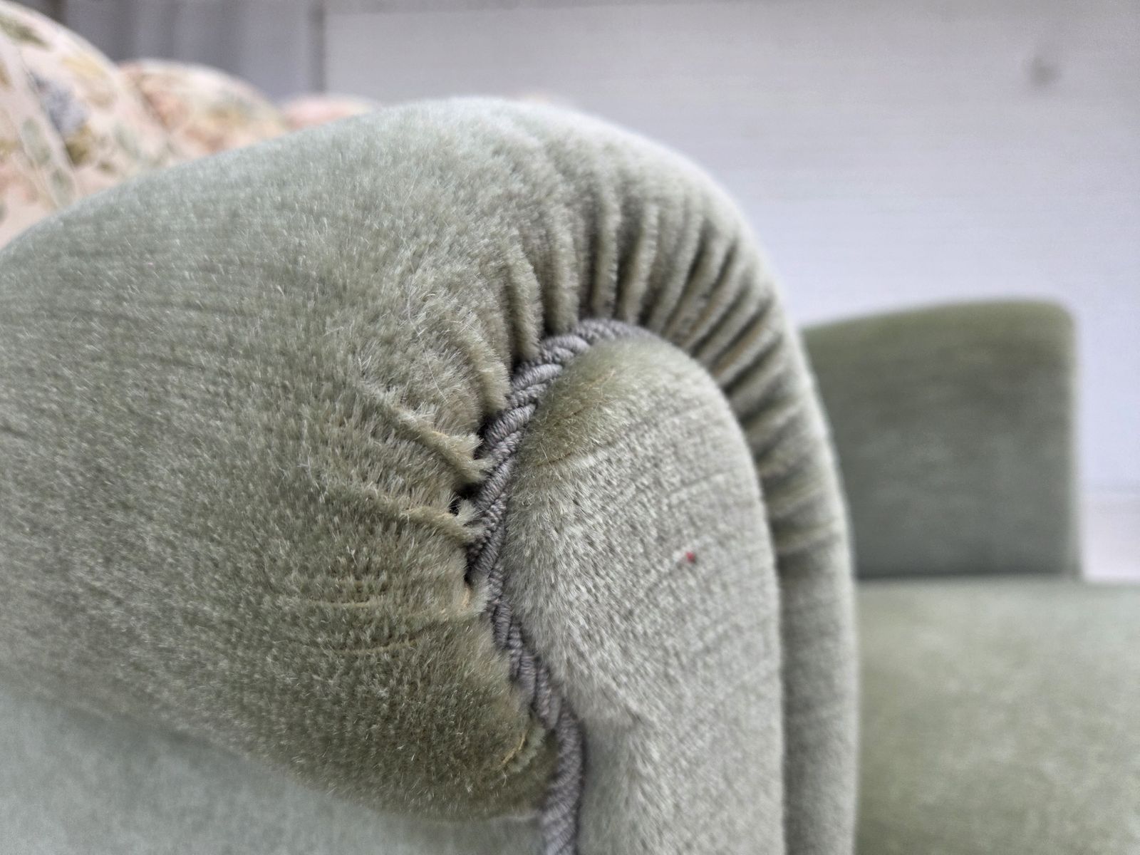 Ca. Jaren 1970, Deense Relax Fauteuil, Groen Meubelvelours, Ongerestaureerde Staat. photo buy