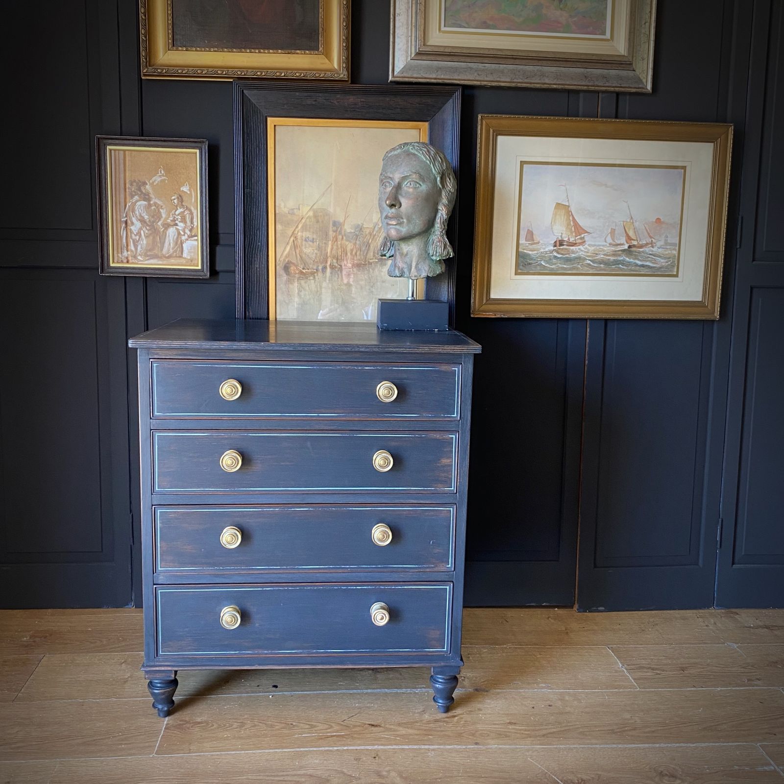 Petite Painted Mahogany Chest Of Drawers photo vinterior
