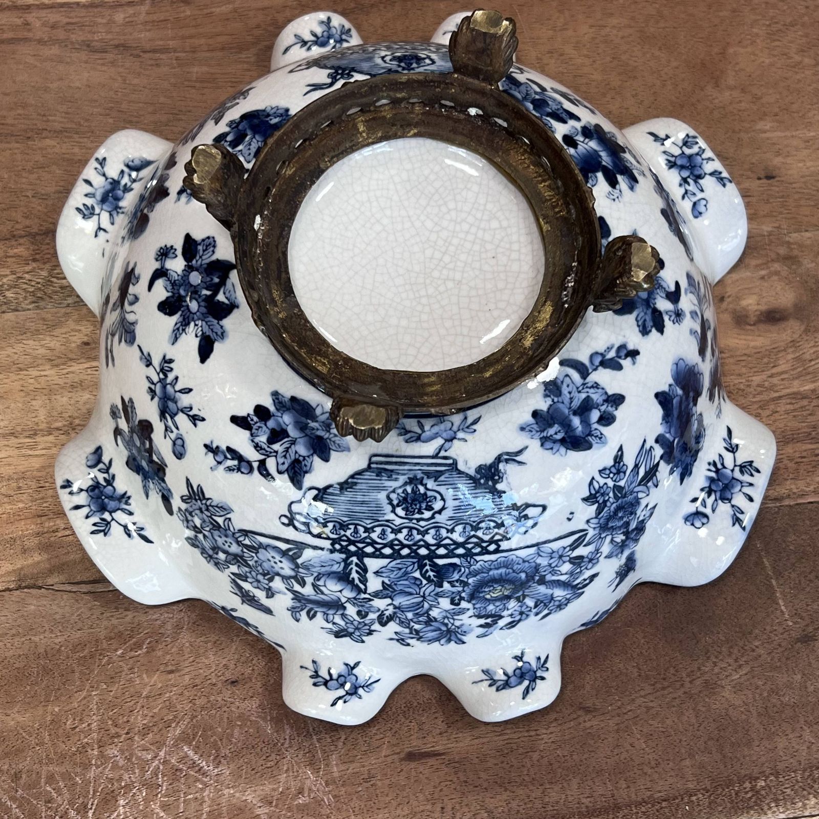 Antique 1920s Chinese Porcelain Fruit Bowl With Ruffle Lip & Crackle Glaze photo for sale