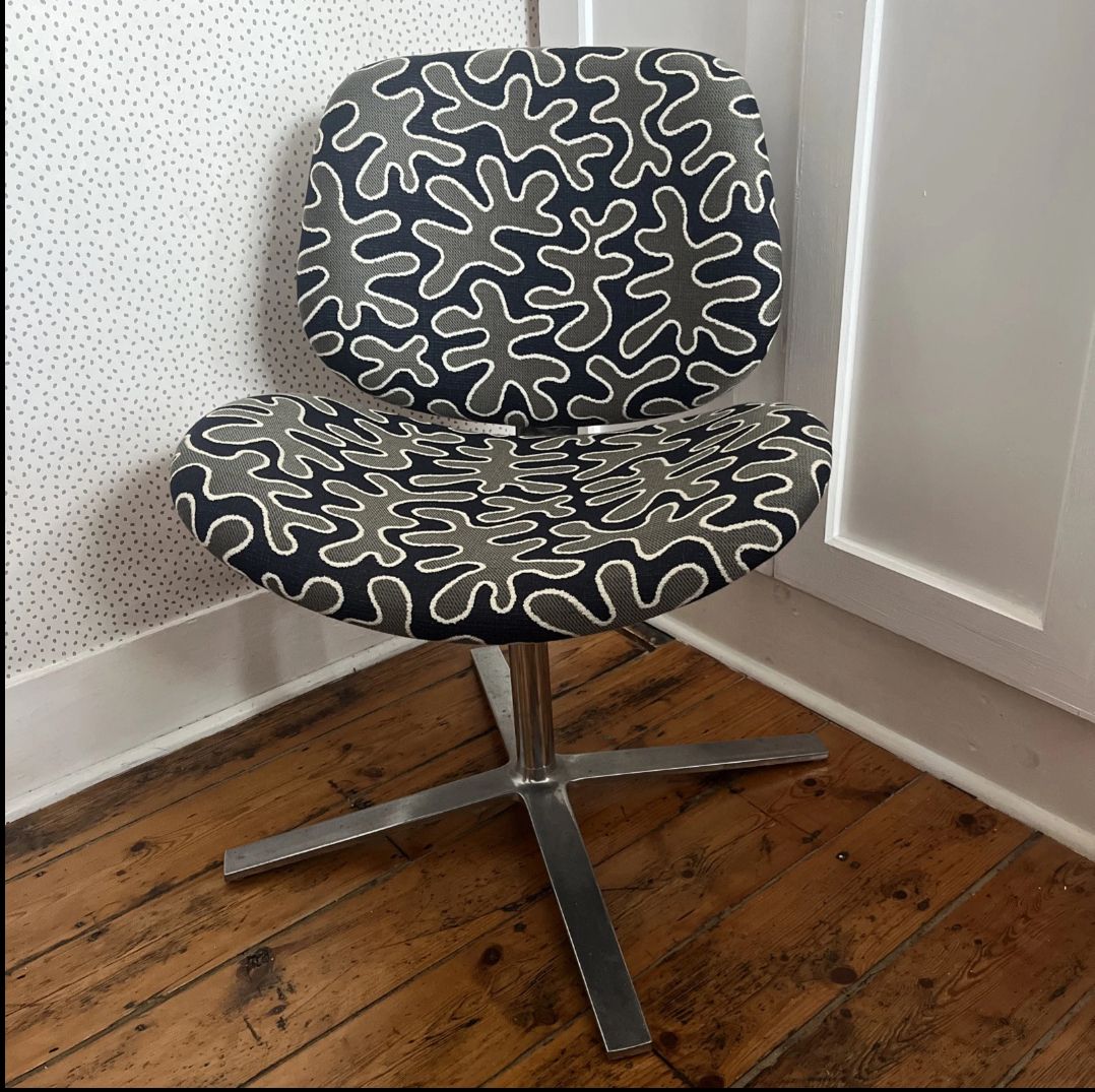 Orangebox Track01 Swivel Chair photo for sale