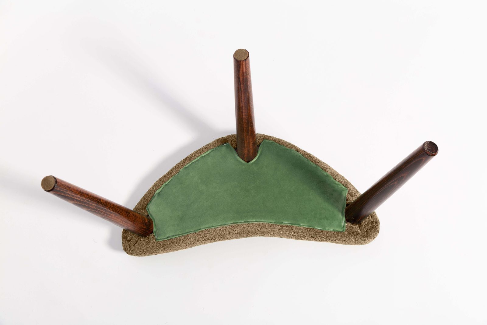 photo furniture Mini Heart Stool, Olive Green Velvet, Dark Wood, Europe