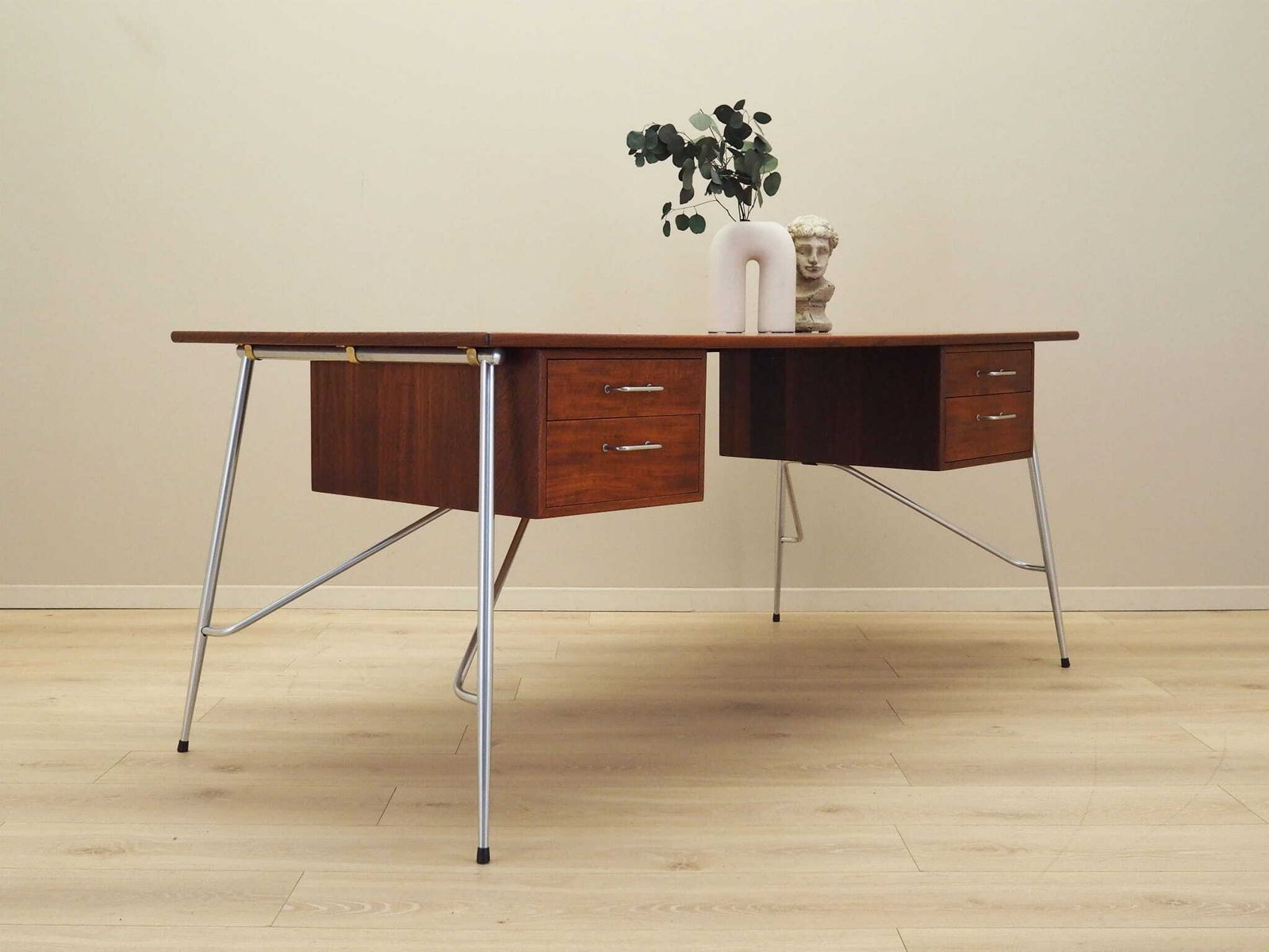 Teak Desk, Danish Design, 1960s, Designer: Børge Mogensen, Manufacturer: Søborg Møbler photo vintage