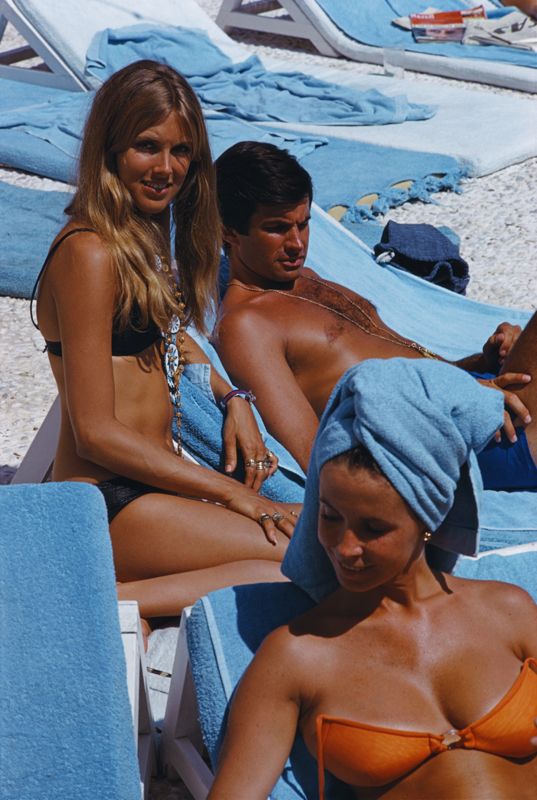 Slim Aarons 'George Hamilton And Alana Collins' Framed White
