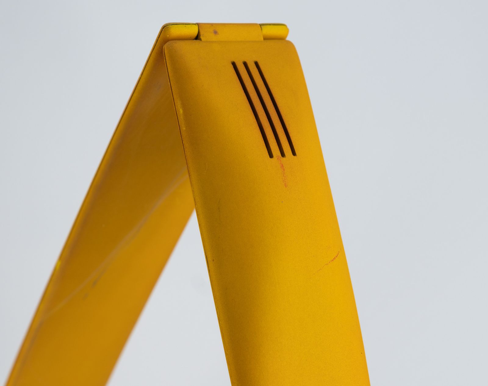 photo furniture 1980s Postmodern Dove Table Lamp By Mario Barbaglia & Marco Colombo For Paf Studio Milano