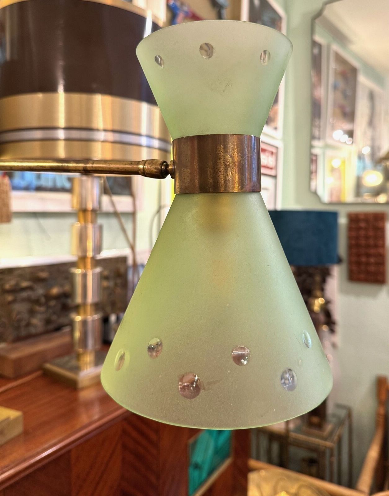 1380.0 An Italian 1950s Brass And Glass Telescopic Reading Wall Light photo