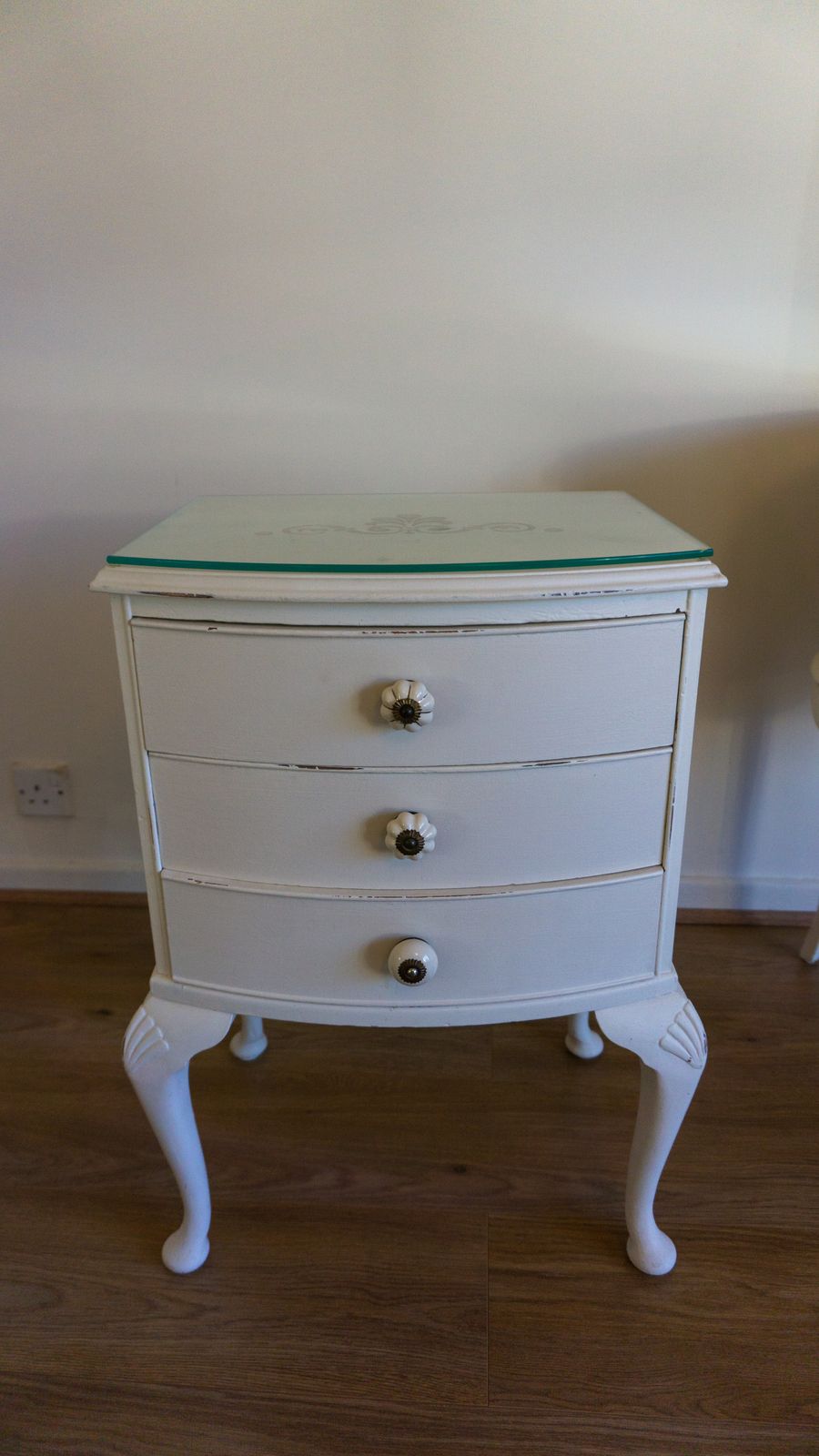 Furniture Ivory 3 Piece Bespoke Hand Painted Bedroom Set (French Louis) photo