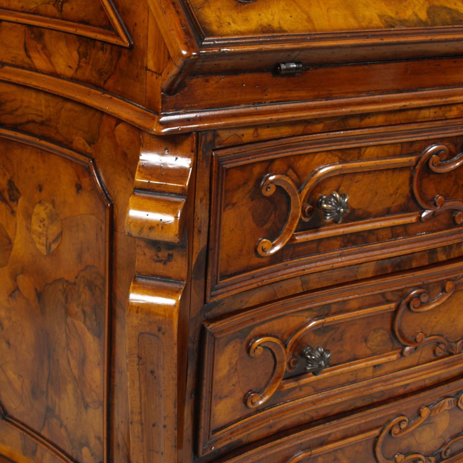 Secretaire Style 700 Lombardo By "Bottega Milanese Dei Valentini", Walnut & Burl photo 19716.0