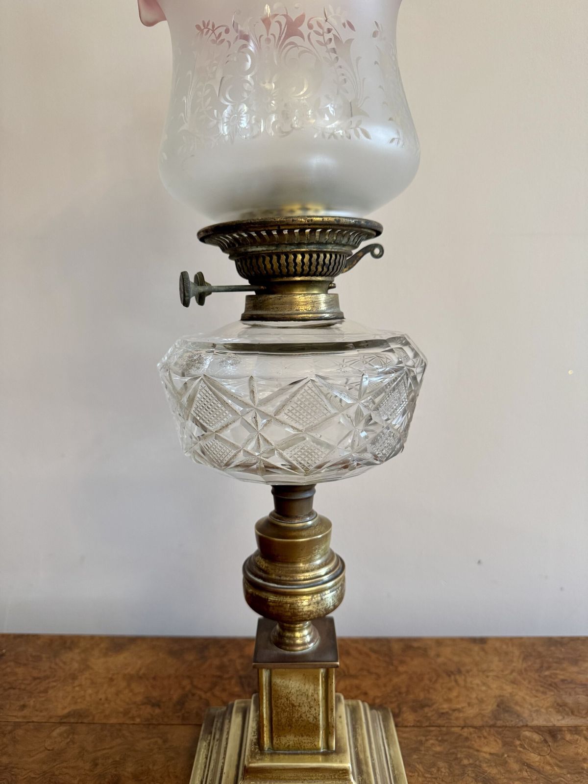 Outstanding Quality Antique Brass Oil Lamp photo Home Decor