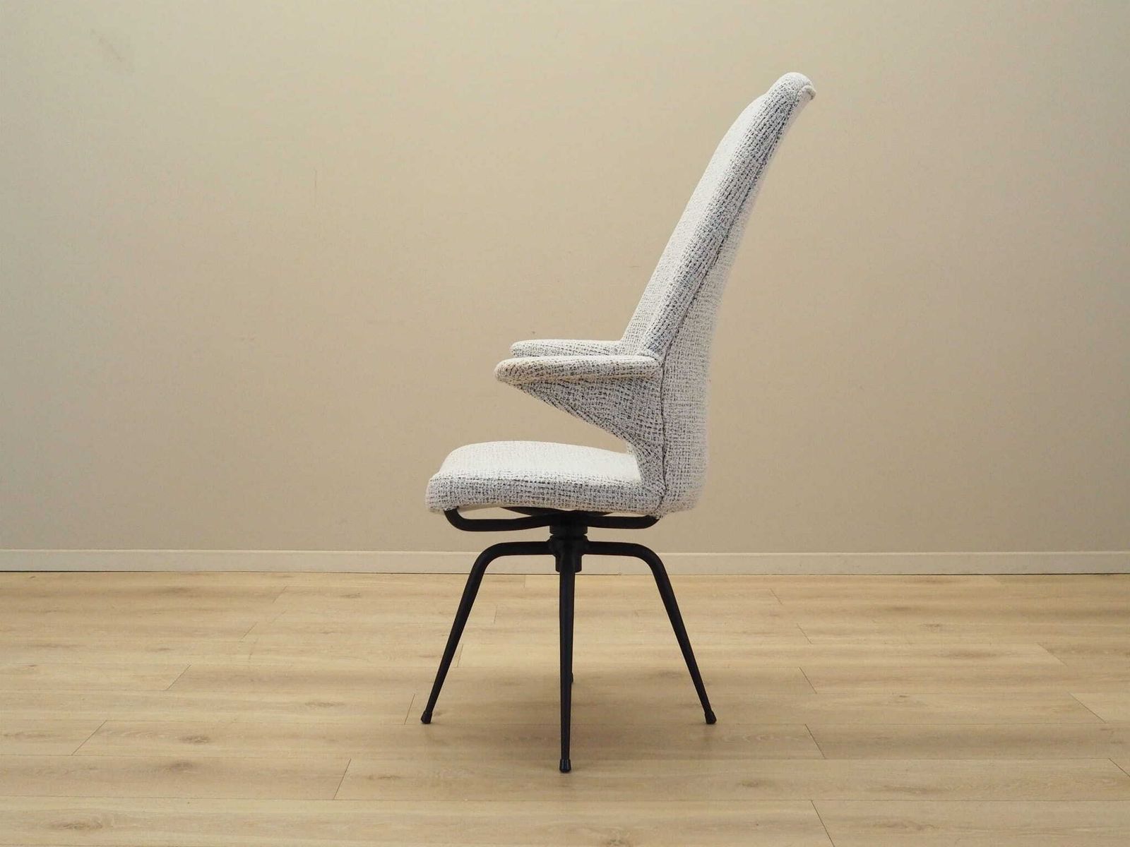 Swivel Armchair, Italian Design, 1970s, Production: Italy photo Furniture