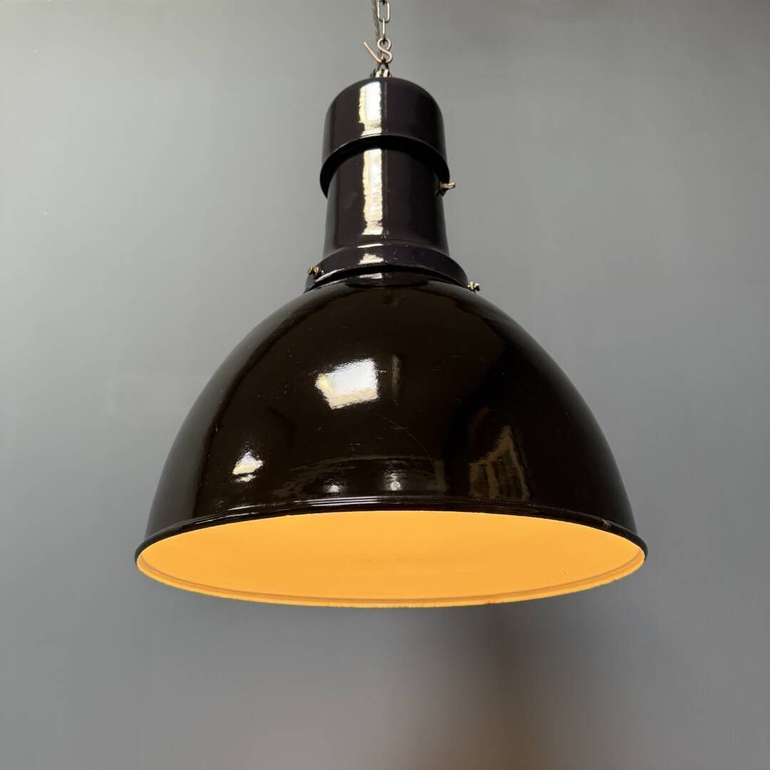 Grote Zwarte Emaille Bauhaus Fabriekslamp
