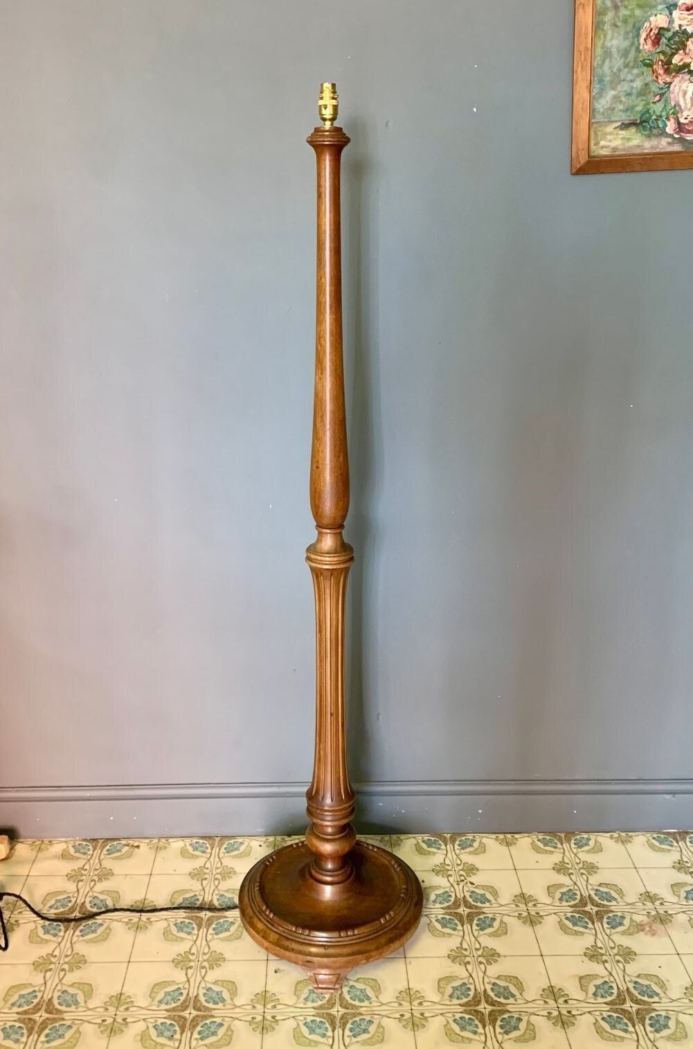 Antique Wooden Turned Floor / Standard Lamp