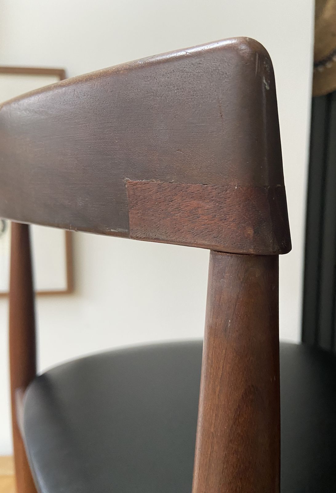 700.0 Set Of 4 Hans Olsen For Frem Rojle Tripod Chairs Mid Century Modern, Danish, Teak photo