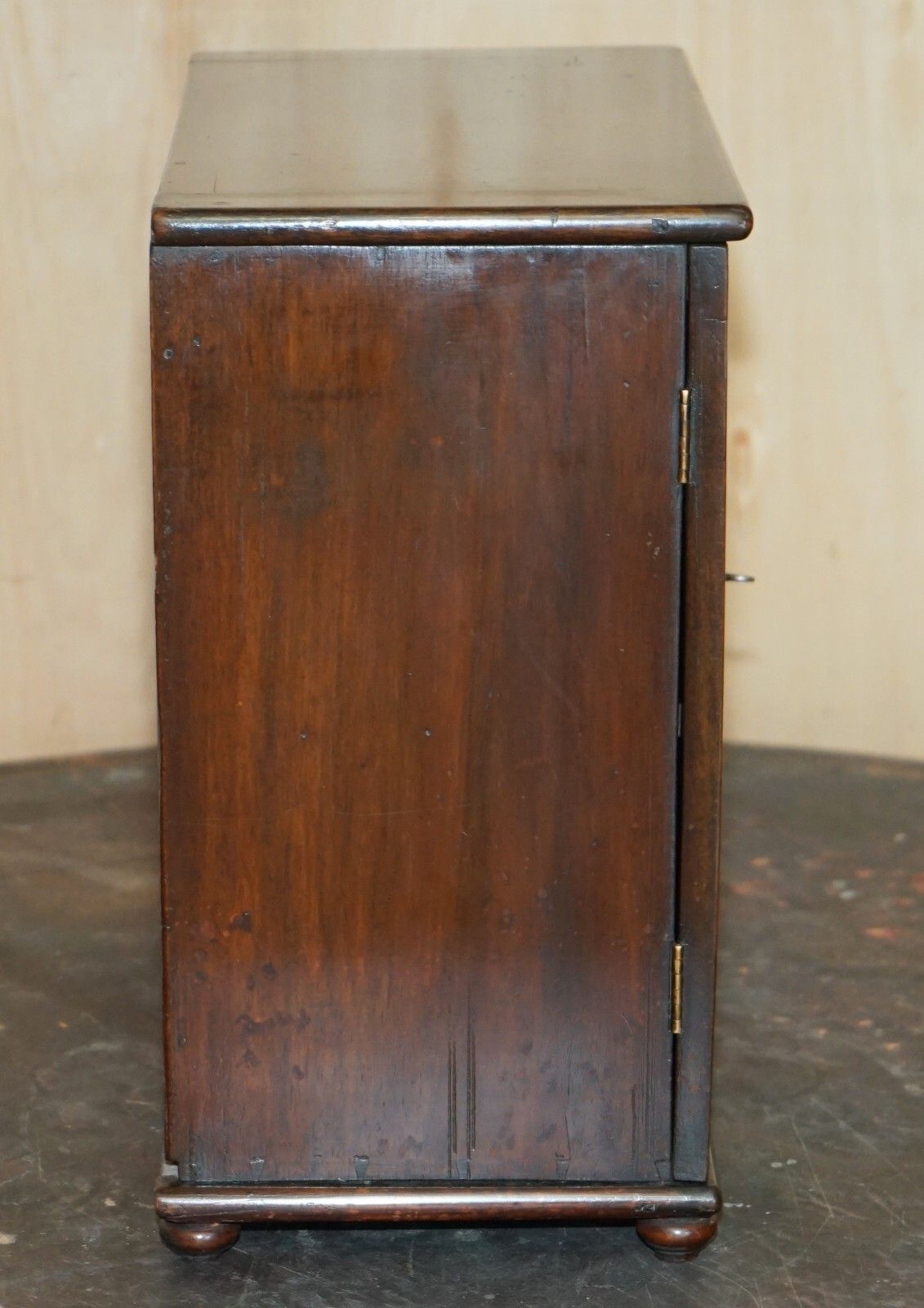 2100.0 Fully Restored Fine & Antique Georgian Sheraton Collectors Cabinet Circa 1820 photo
