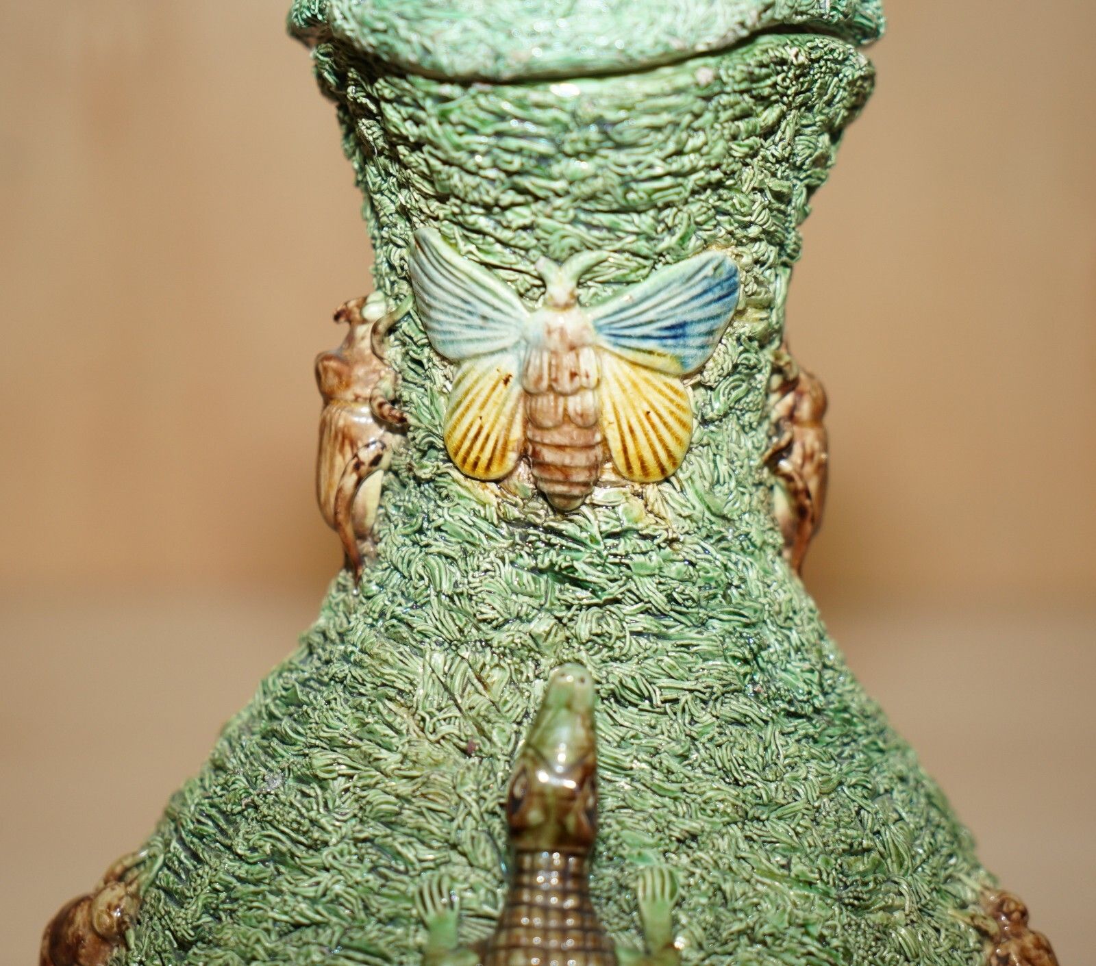 photo for sale Stunning Portuguese Antique Victorian 1880 Mafra Palissy Ware Ewer Jug & Saucer