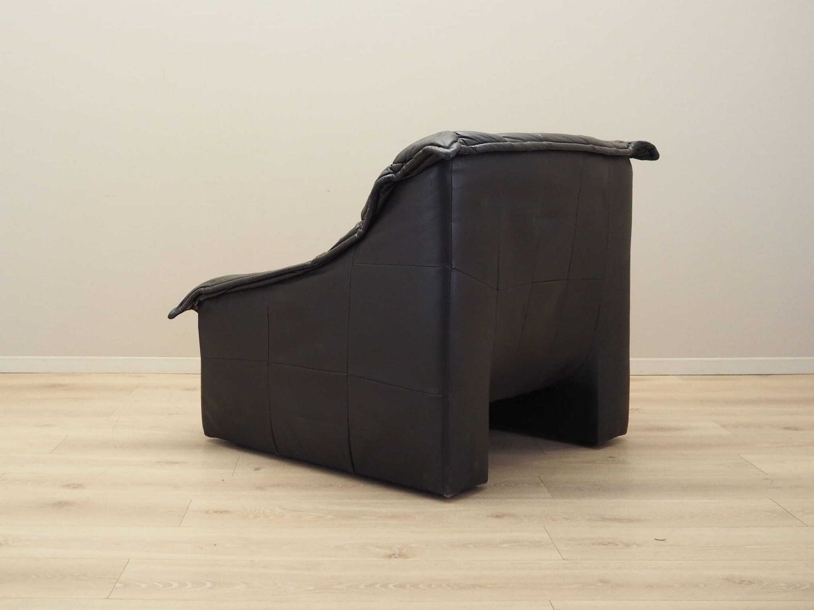 Leather Armchair, Italian Design, 1960s, Production: Italy photo vintage