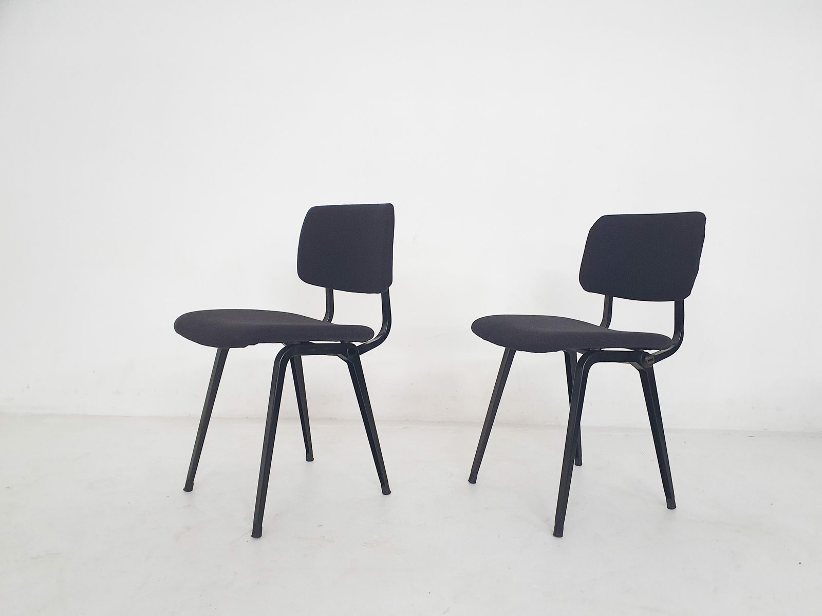 Set Of Two Friso Kramer For Ahrend De Cirkel Revolt Chairs, The Netherlands 1989 photo for sale