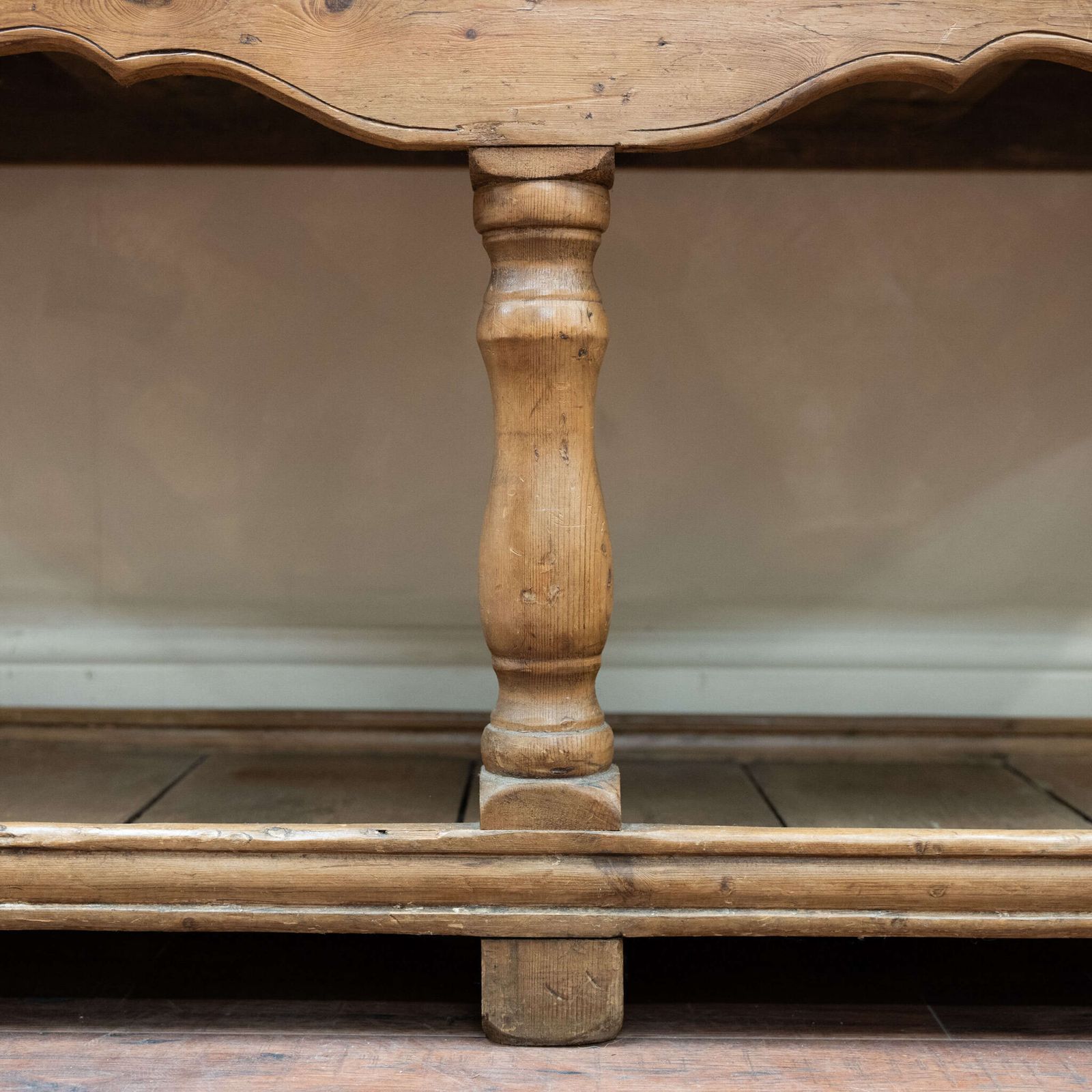 English Stripped Pine Dresser photo vinterior