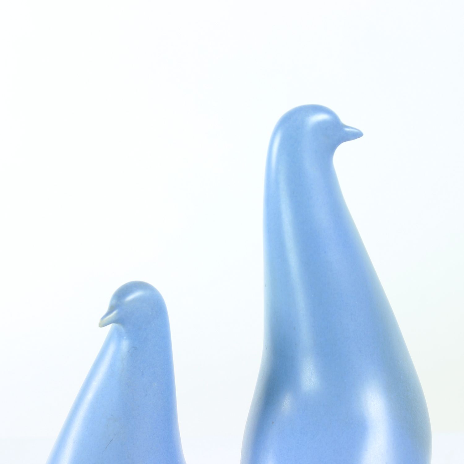 Ceramic Sculpture Of Two Blue Doves,  Keramia 1960s photo furniture