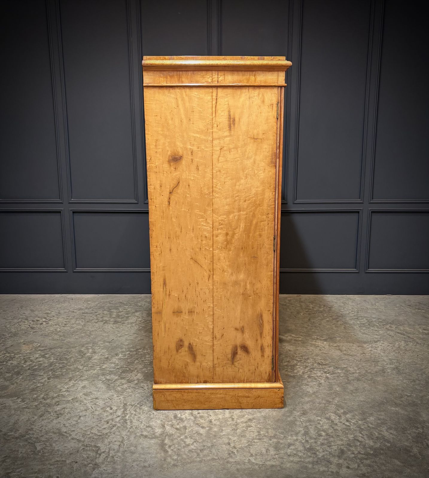 Low Victorian Birds Eye Maple Compactum Wardrobe photo buy