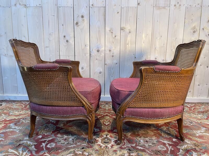 Paire De Fauteuils   Bergères De Style Louis XV En Cannage photo vinterior