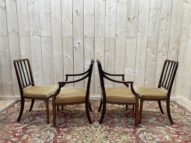 Paire De Fauteuils Et Paire De Chaises Anglais photo for sale