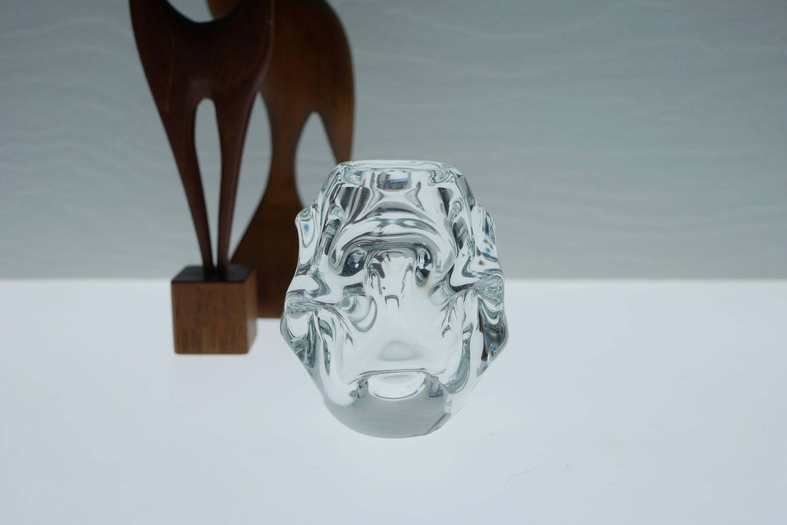 photo furniture A Small Clear Crystal Glass Vase By Börne Augustsson For åseda, Sweden