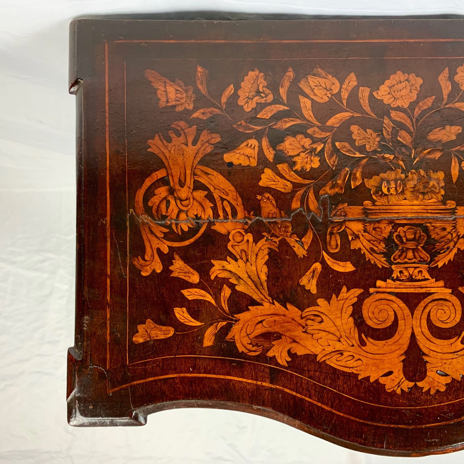 18th Century Dutch Marquetry Walnut Serpentine Side Table photo 995.0