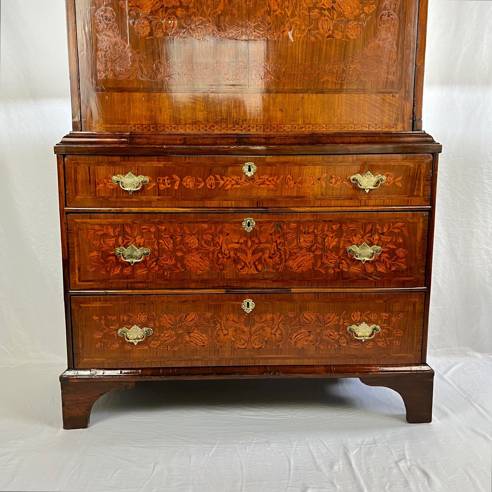 18th Century Walnut And Floral And Seaweed Marquetry Inlaid Escritoire photo Furniture