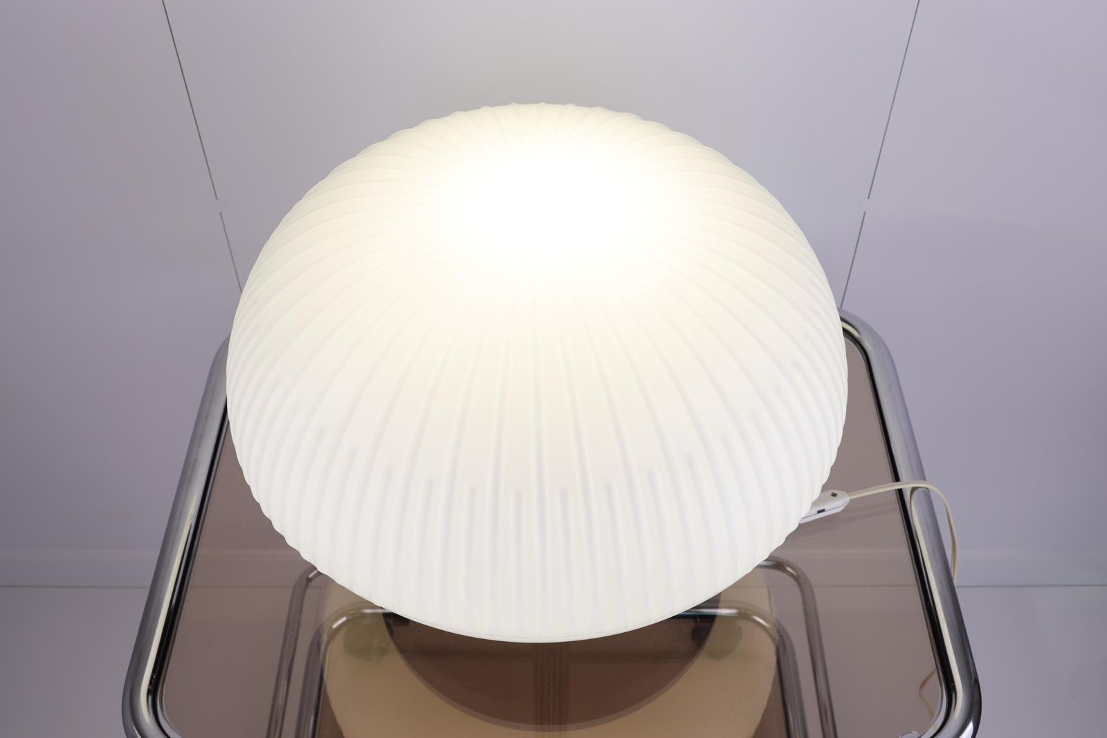 Vintage Mid Century Modern Mushroom Table Lamp | Opal Glass Globe Lamp | 1970s Home Decor | Unique Nightstand Lamp | Art Deco Accent Light photo vinterior