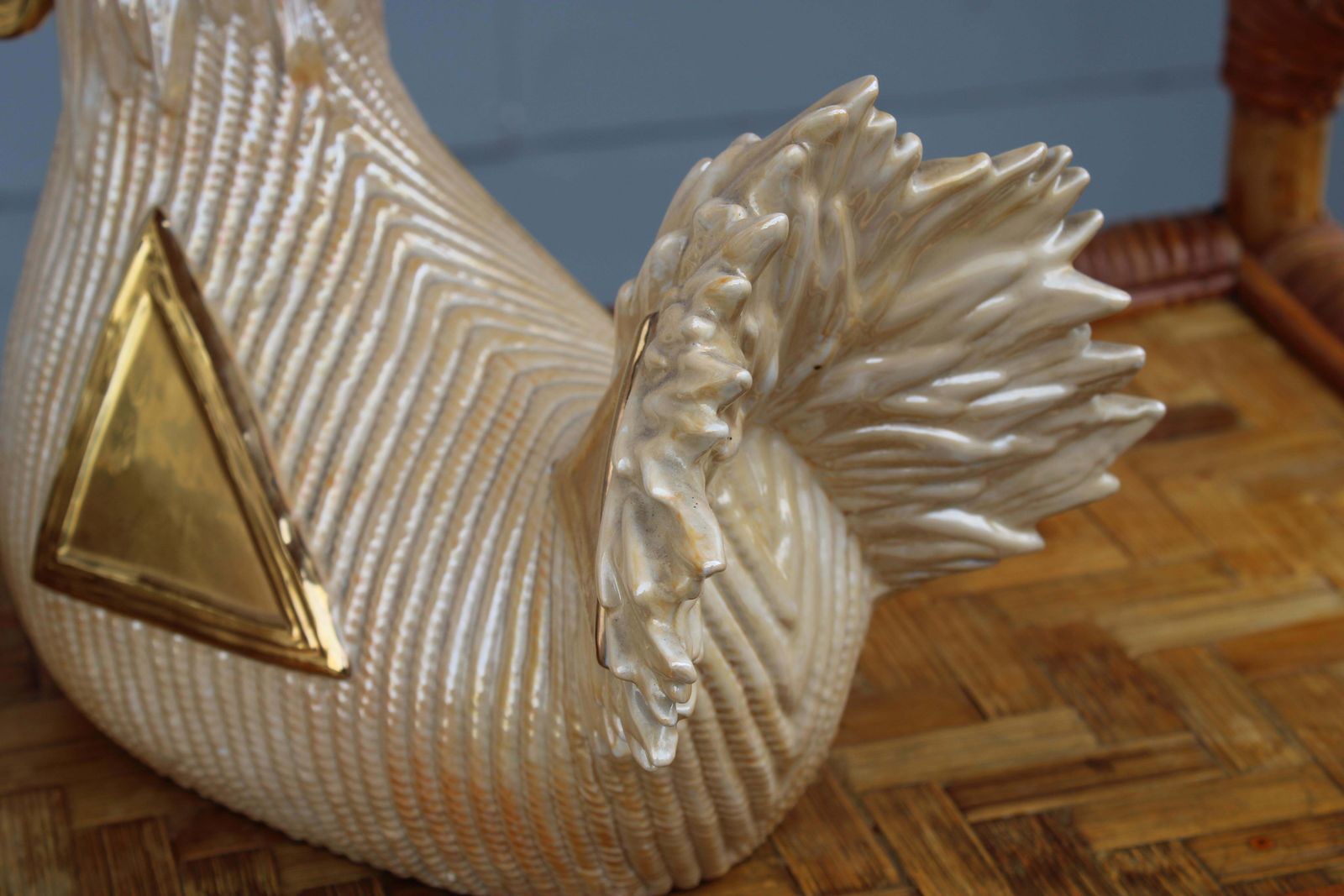 photo furniture Large Sculptures Of Hen And Rooster Italy 1970 In 24 Kt Gold