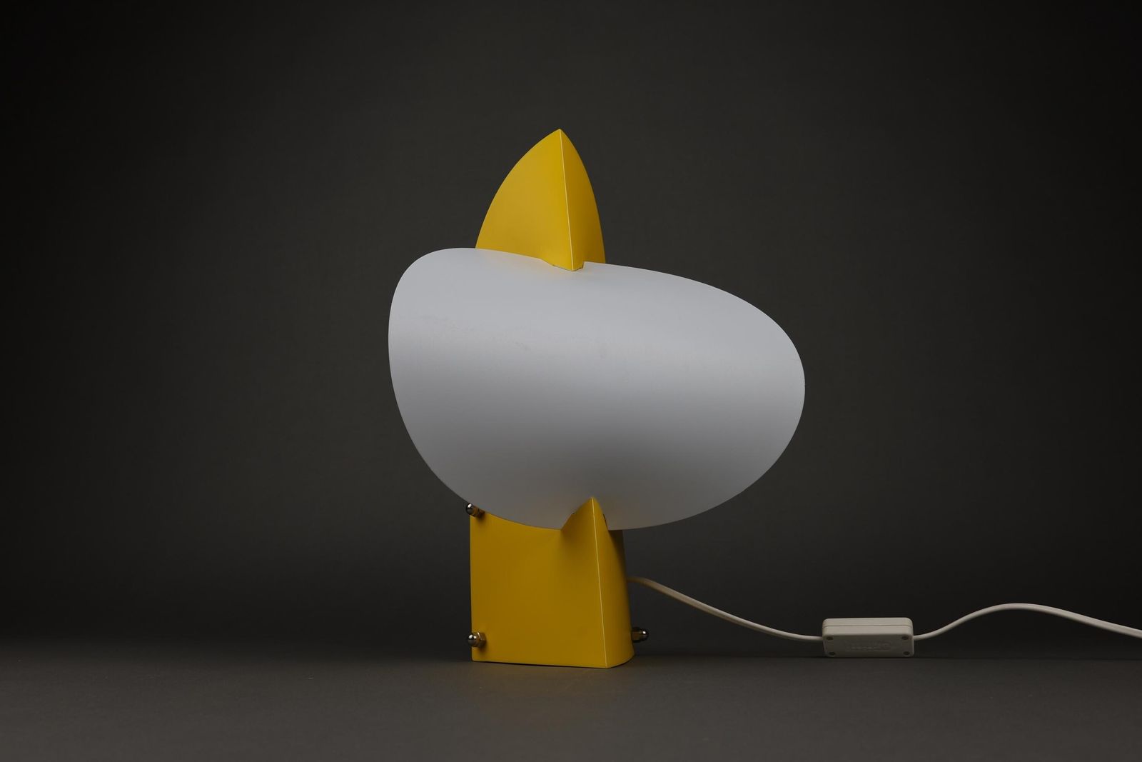 Vintage Slamp Table Lamp By Samuel Parker | Mid Century Modern Italian Lighting | Sails Collection Wall/Table Lamp | Retro 1990s Yellow Lamp photo furniture