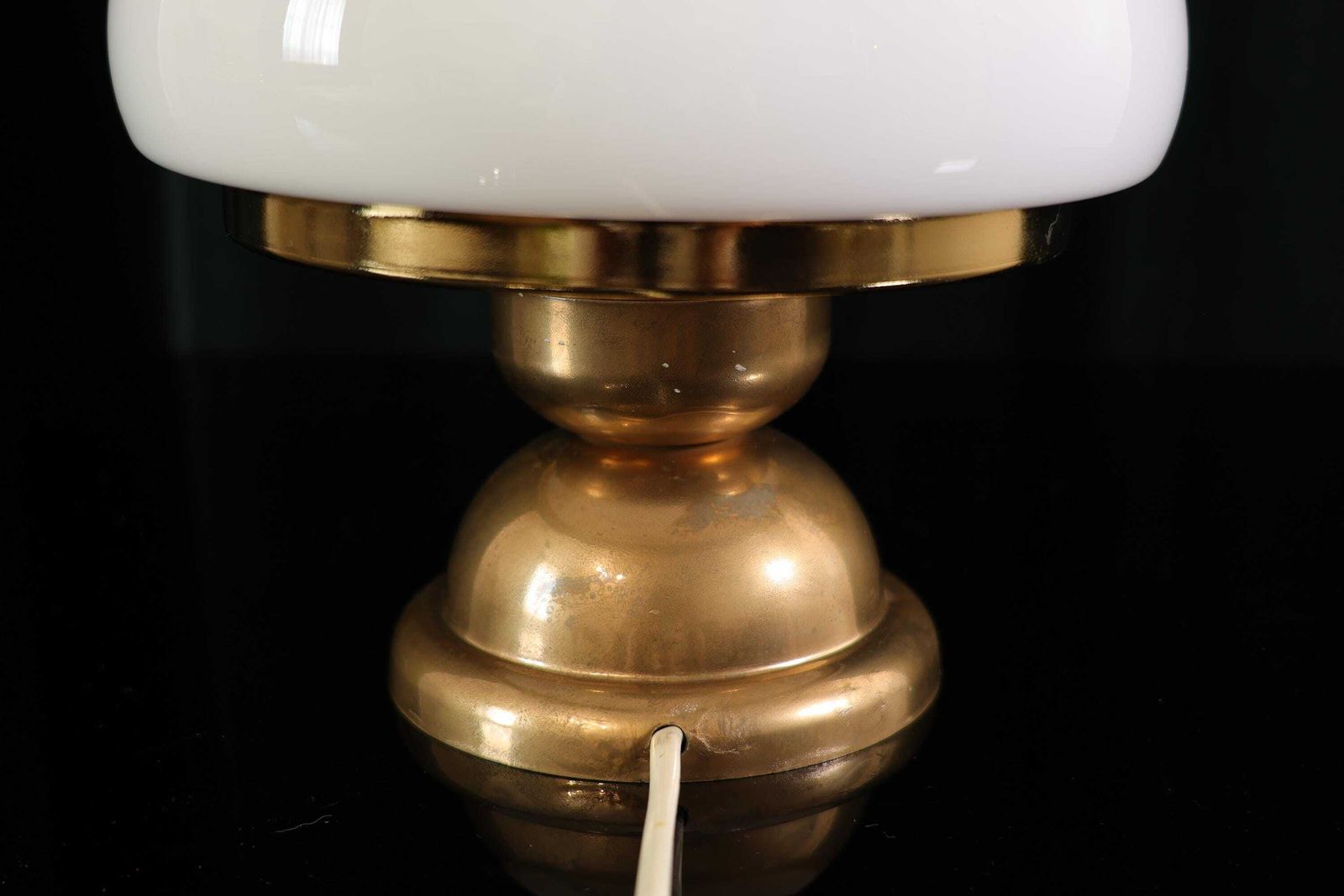Vintage Plastic Base Table Lamp Retro Desk Light With White Glass Shade For Home Office Decor Unique Antique Accent Lighting photo buy
