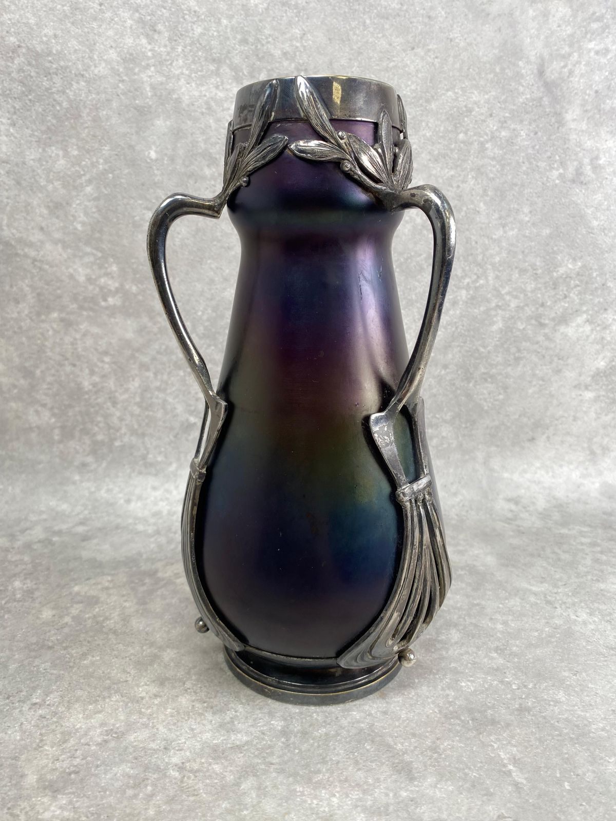 Jugendstil Art Glass Vase By Wilhelm Kralik Sohne photo for sale