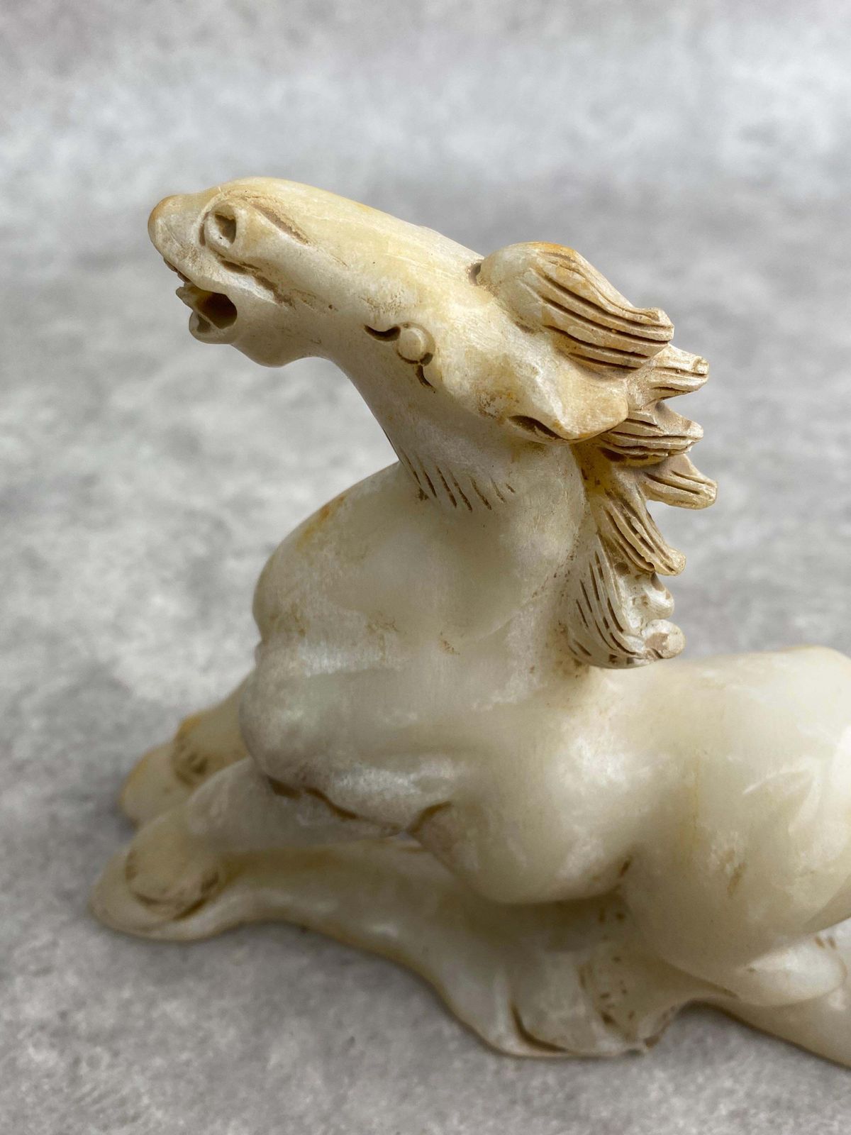 photo buy Set Of 8 Old China Jade Horses