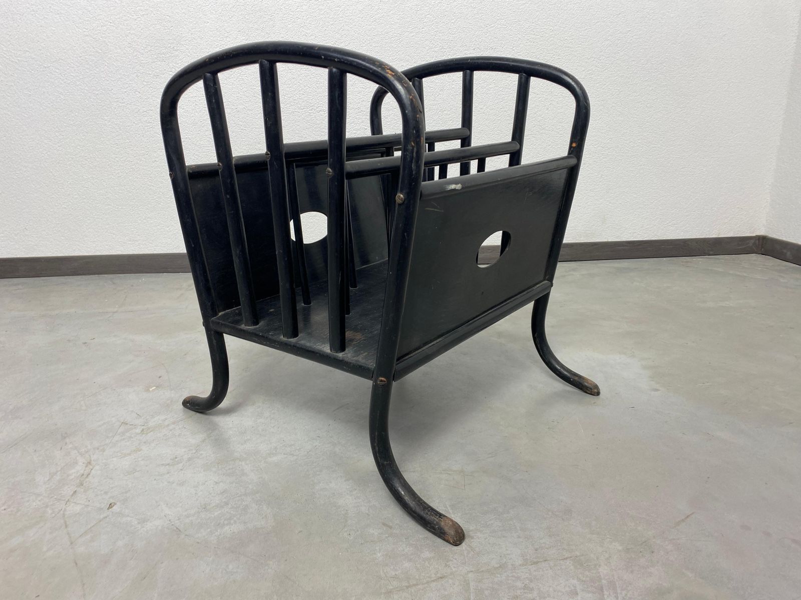 Magazine Holder No.11803 By Otto Prutscher For Thonet photo Home Decor