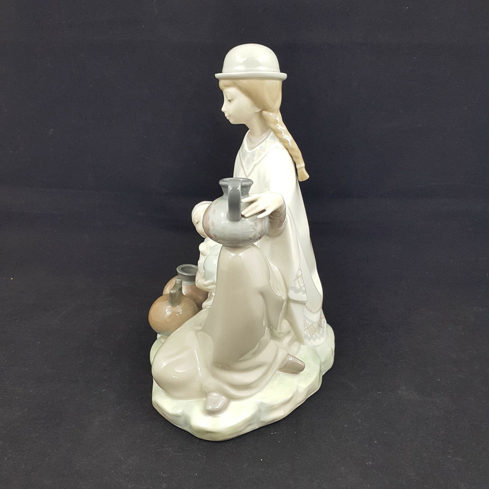 Large Lladro Figurine Peruvian Girl With Baby  Porcelain 4822 Dv L/N photo for sale