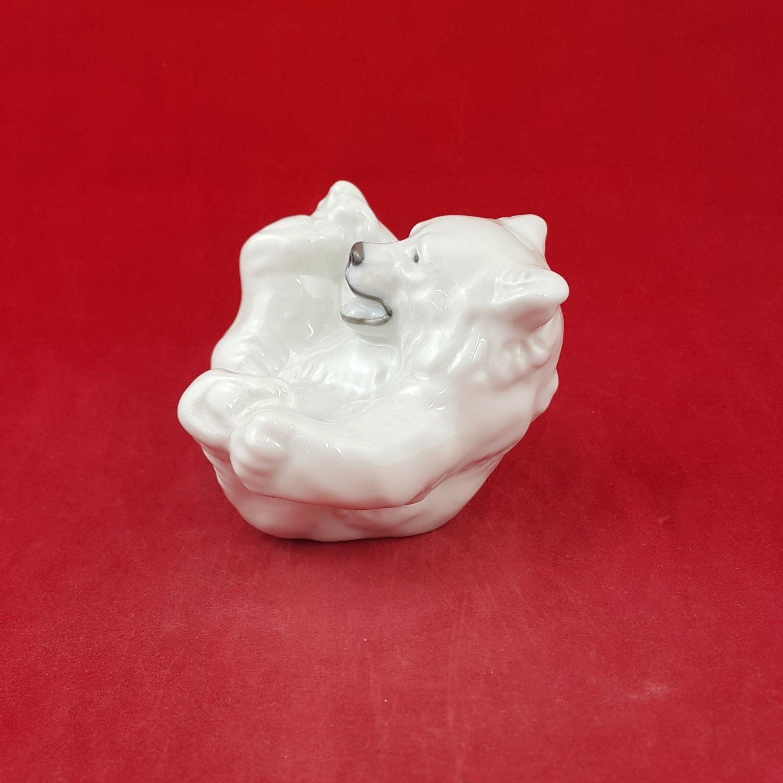 Royal Copenhagen 247 White Polar Bear Cub Figurine 7562 Rch photo buy