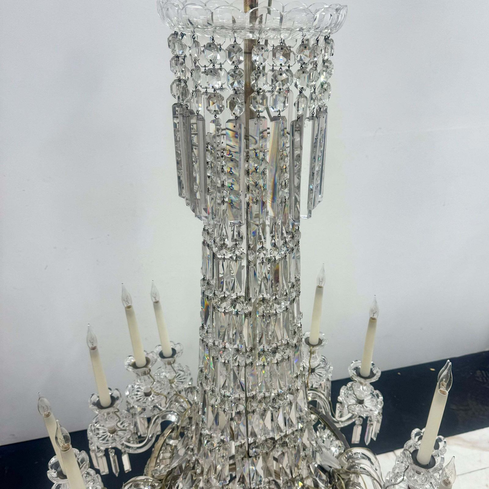 photo vintage Mid 19th Century Antique Crystal Chandelier By F&C Osler Of Tent And Waterfall Design| 15 Arm