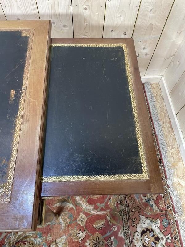 Bureau Plat De Style Louis XVI Cuir Noir photo for sale