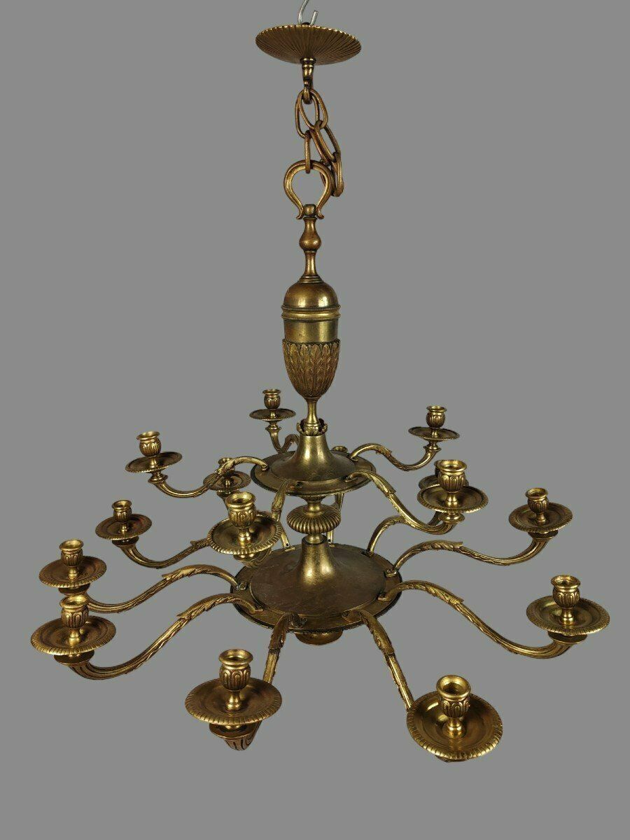 Lustre en bronze de style Louis XVI, milieu du XXe siècle photo for sale