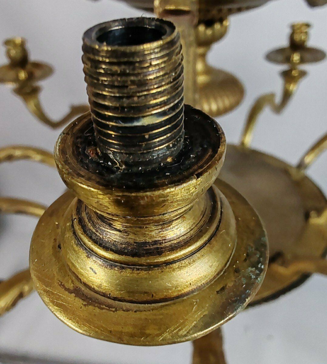 photo furniture Lustre en bronze de style Louis XVI, milieu du XXe siècle