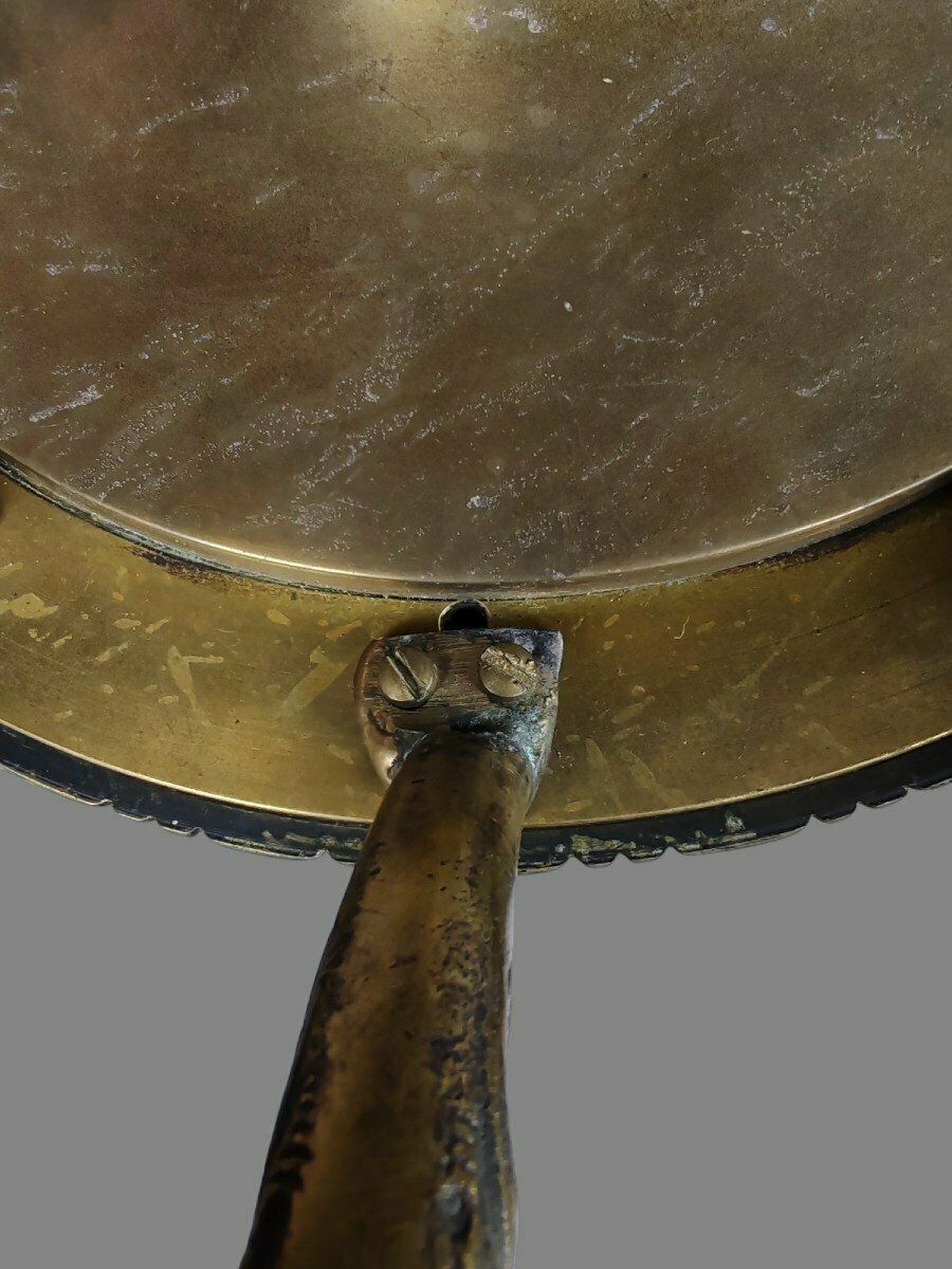 photo for sale Lustre en bronze de style Louis XVI, milieu du XXe siècle
