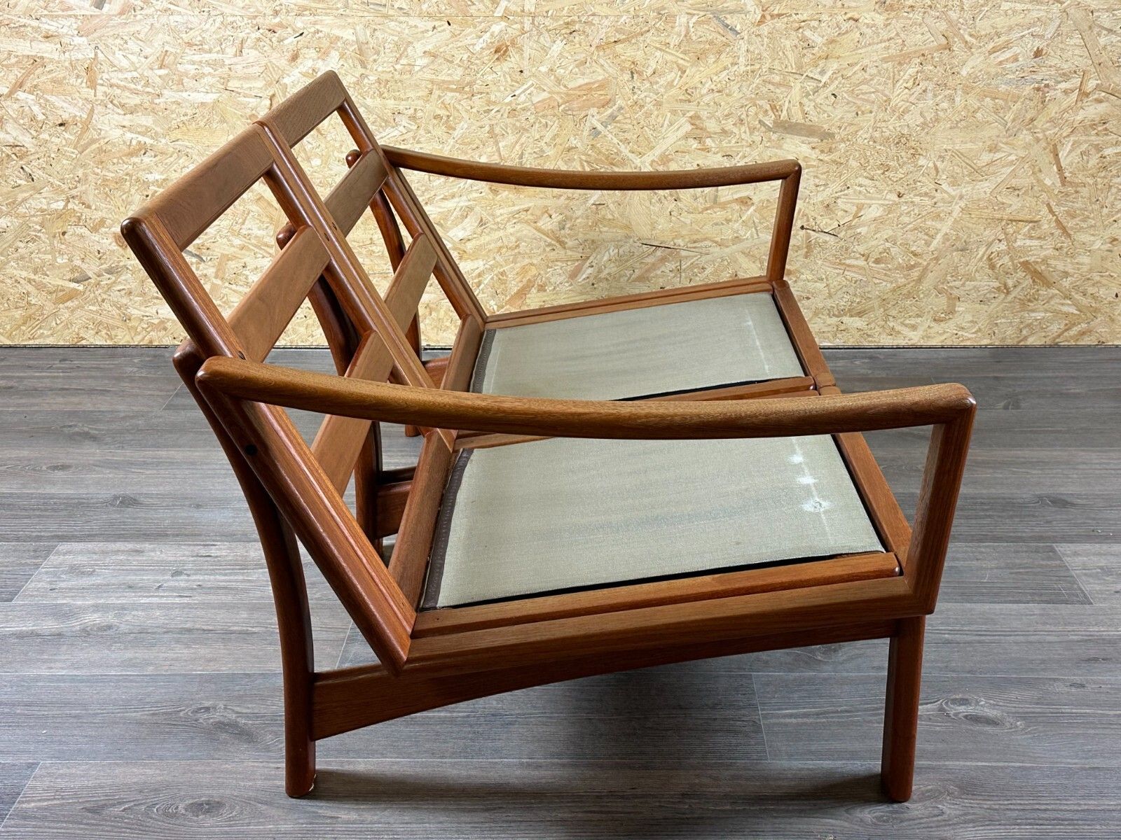 photo vinterior 60s 70s Teak Couch Sofa 2 Seater By Glostrup Møbelfabrik Denmark Design