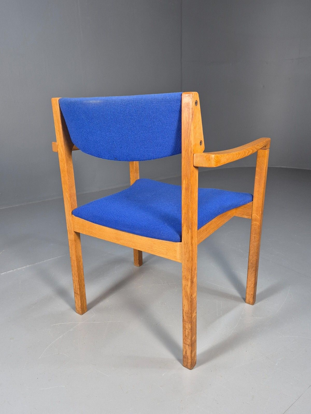 125.0 Vintage Danish Mid Century Armchair, Blue Cloth, Oak Frame 1970s Mcm Eb9381 Mdin photo