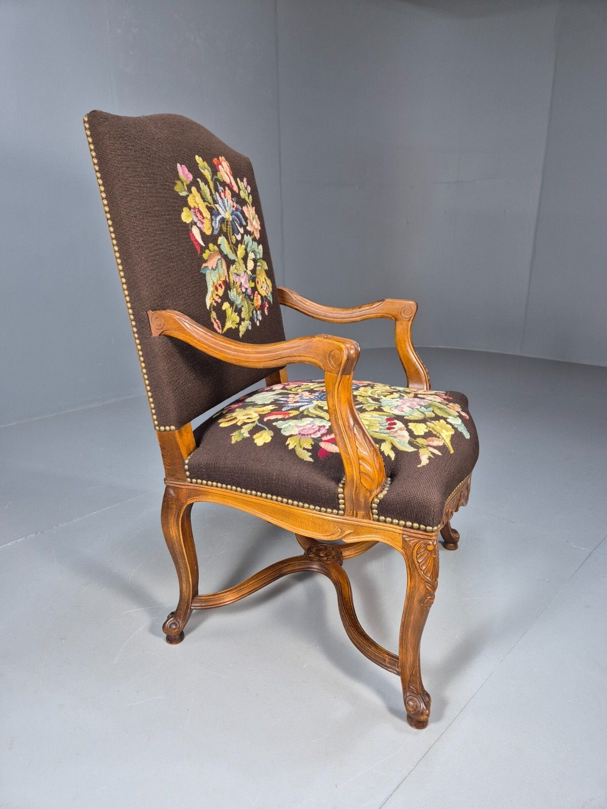 photo for sale Vintage Danish Lounge Brown Floral Oak 17th Century Style Eb8996 Vclo