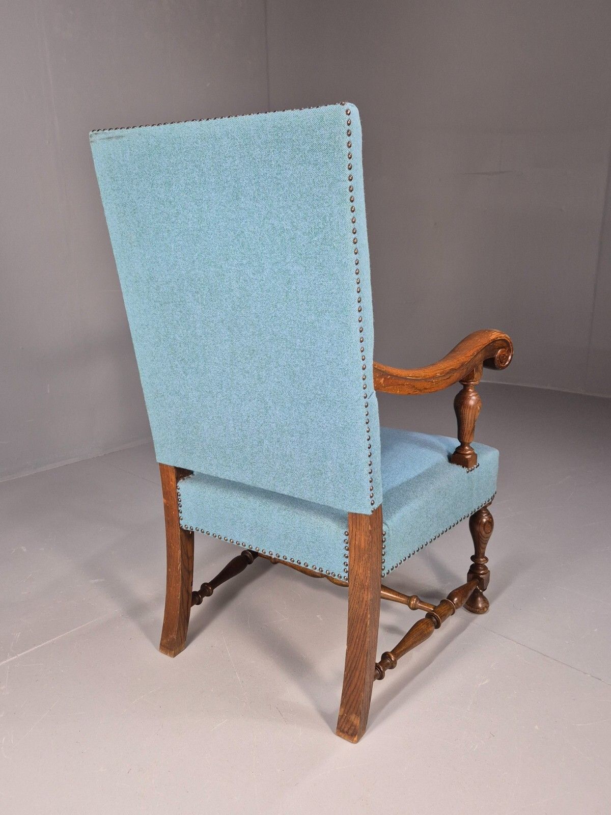 photo vinterior Vintage Danish Armchair Blue Carved Oak 17th Century Antique Style Eb8992 Vcar