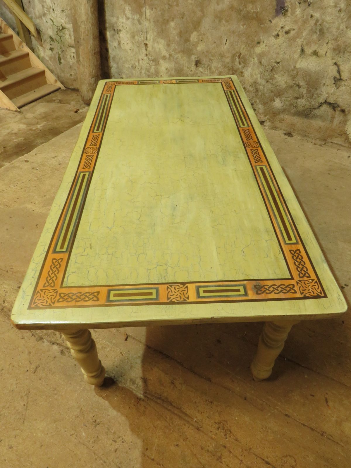 photo vintage Shabby Chic Dining Table