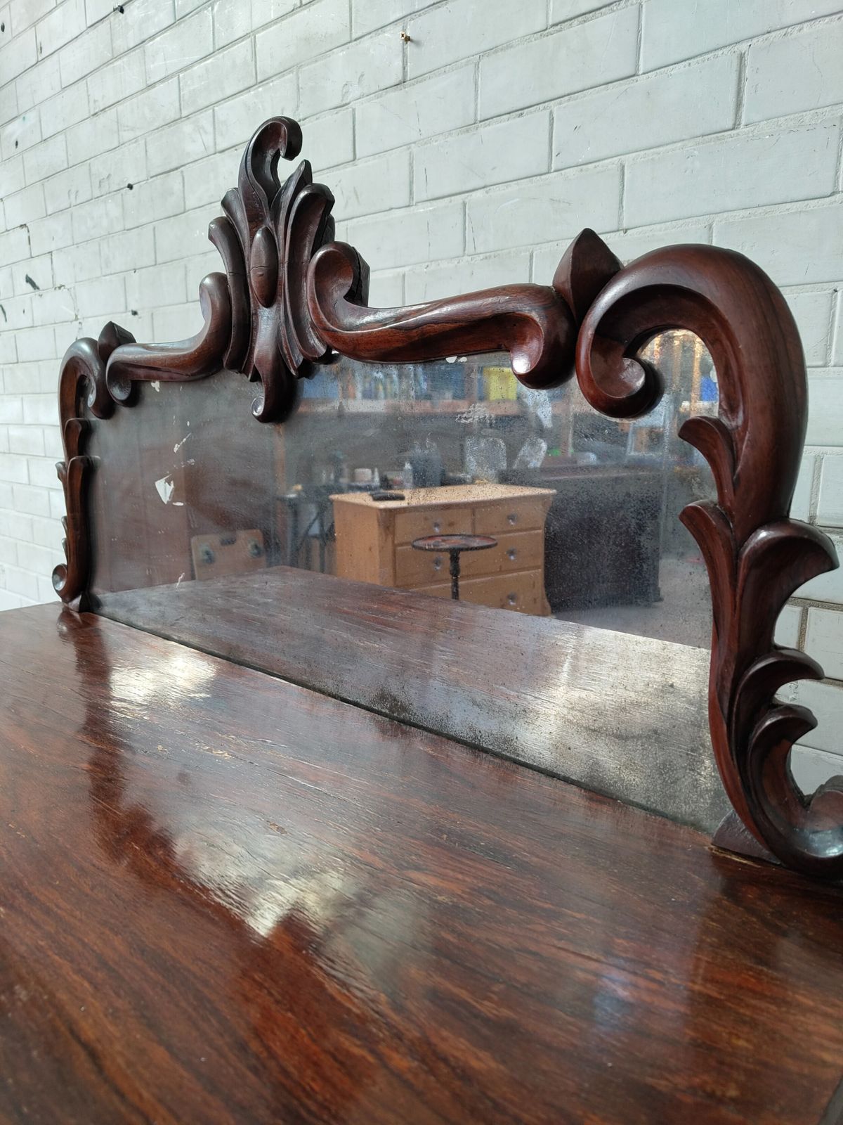 photo furniture Antique Country House Regency Rosewood Chiffonier With Distressed Mirror